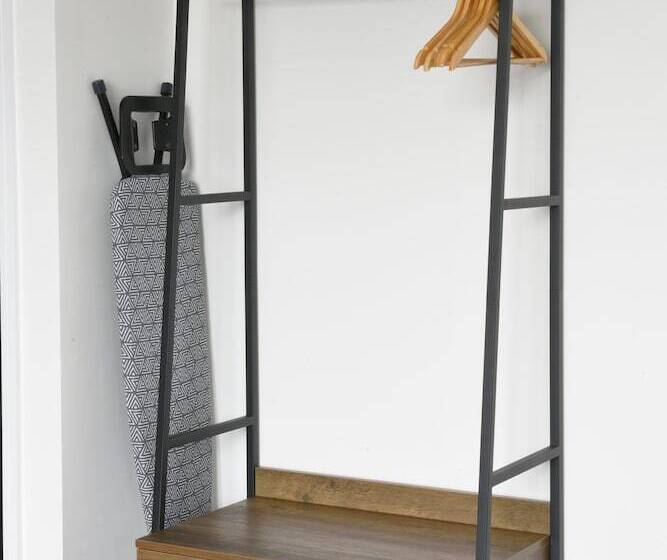 Отель Station Road