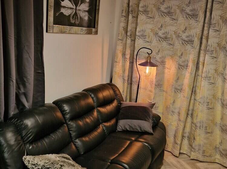 Отель Steyn Guest Lodge