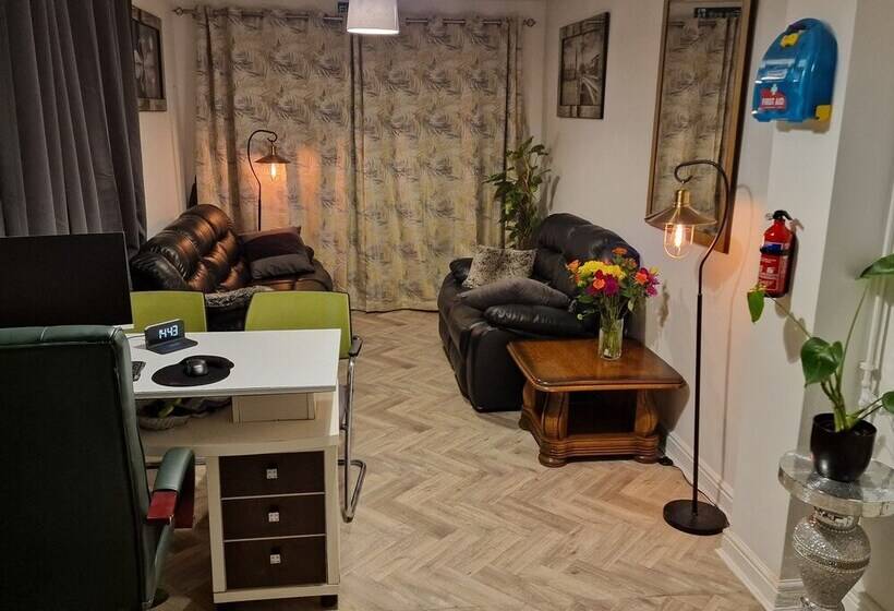 Отель Steyn Guest Lodge