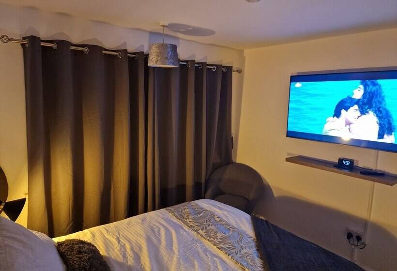 Отель Steyn Guest Lodge