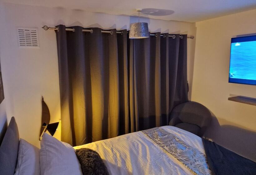 Отель Steyn Guest Lodge