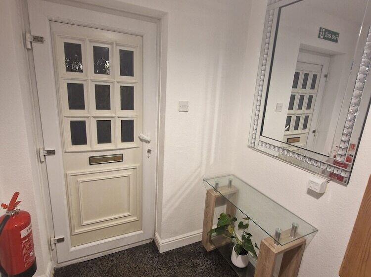 Отель Steyn Guest Lodge