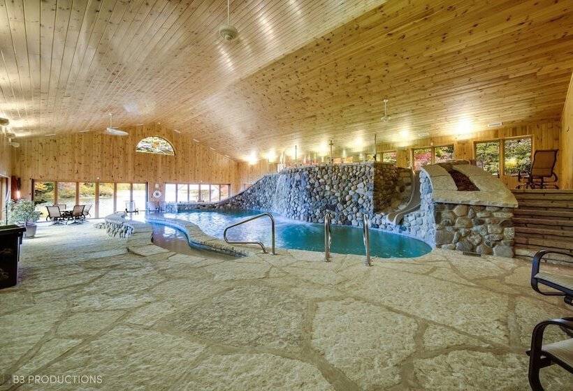 בית מלון כפרי The Lodge At Rush Lakes