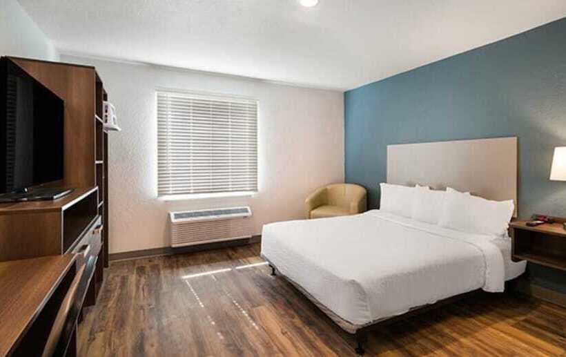 فندق Woodspring Suites Fort Myers   Cape Coral