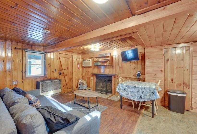 Laconia Cabin W/ Grill: 2 Mi To Weirs Beach!