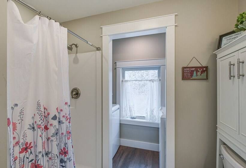 Lakefront Bucksport Home W/ Fire Pit + Gas Grill!