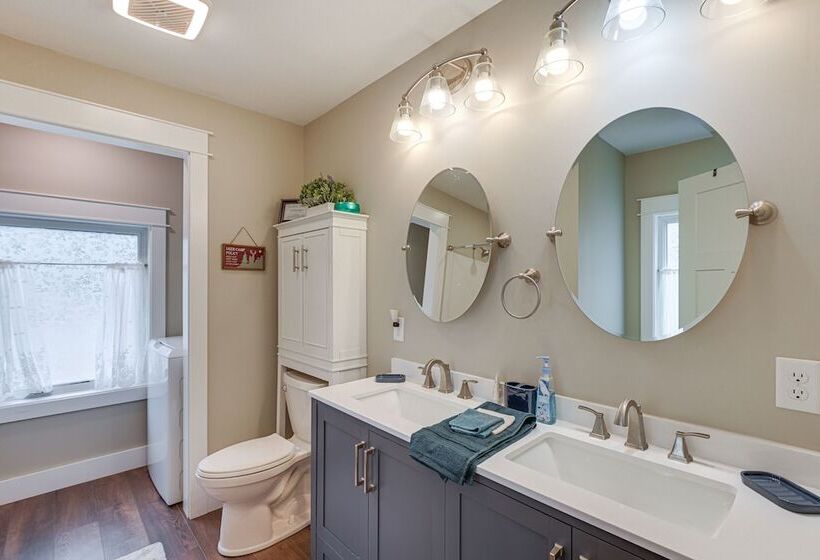 Lakefront Bucksport Home W/ Fire Pit + Gas Grill!