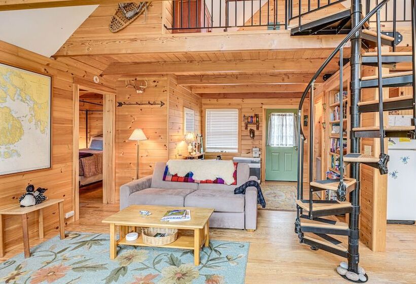 Lamoine Cabin W/ Deck ~ 16 Mi To Acadia Natl Park