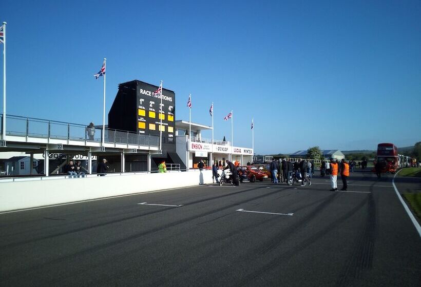 Little Orchard Bed And Breakfast Chichester