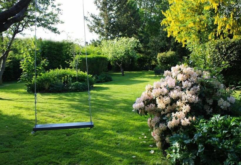Little Orchard Bed And Breakfast Chichester