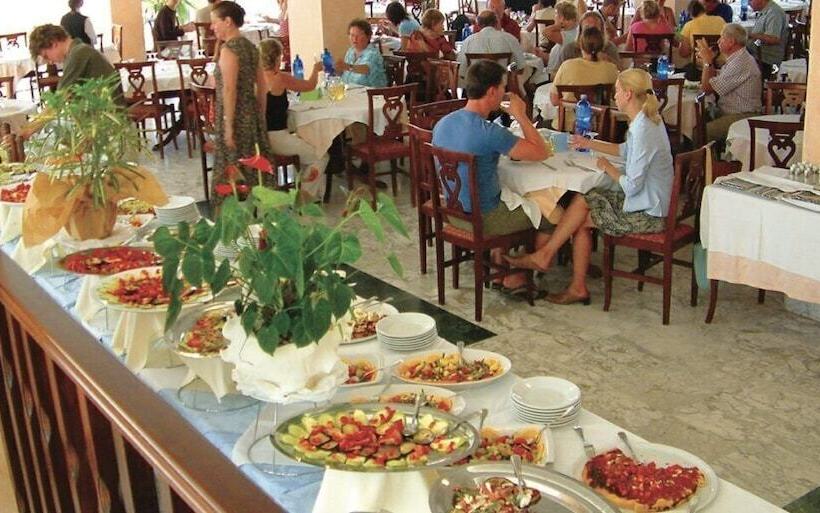 Malaspina Hotel & Resort