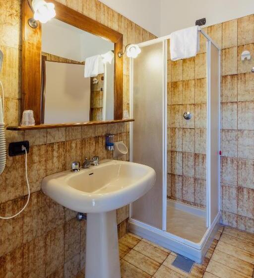 Malaspina Hotel & Resort