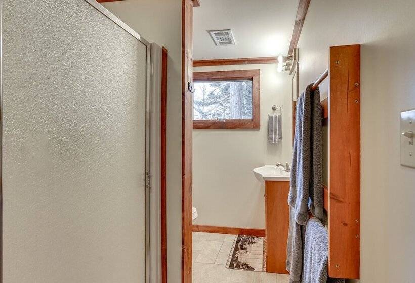 Michigan Log Cabin W/ Pere Marquette River Views