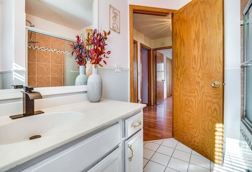 Minneapolis Family Home < 6 Mi To Boom Island Park