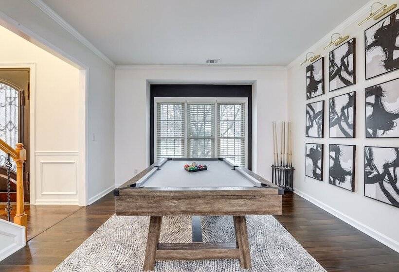 Modern Stone Mountain Home W/ Spacious Deck, Grill