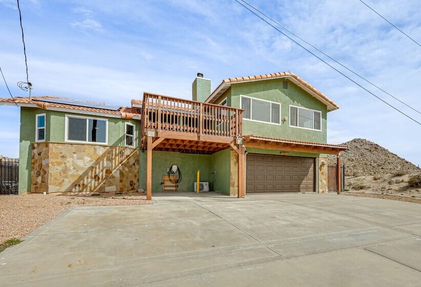 The Maharaja Retreat  W/ Hot Tub & Ev Charger!