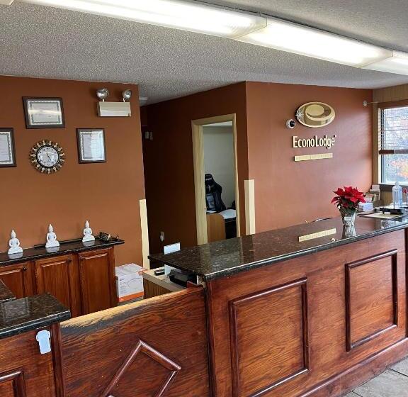 汽车旅馆  Red Carpet Inn