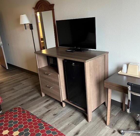 汽车旅馆  Red Carpet Inn