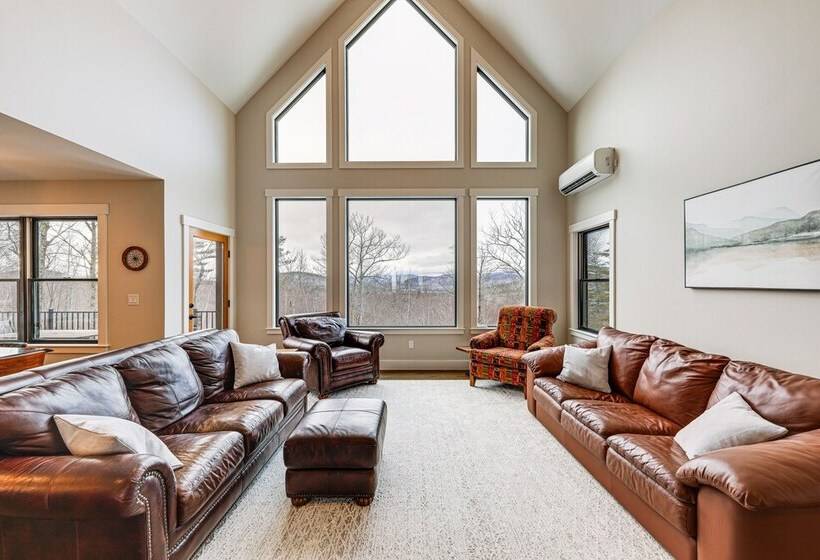 Mountain View Home In Stoneham W/ Hot Yoga Studio!