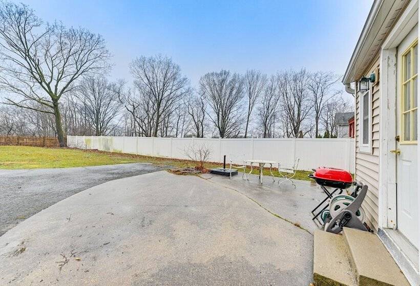 New York Escape Near Times Square & Central Park!