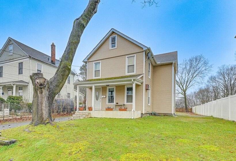 New York Escape Near Times Square & Central Park!