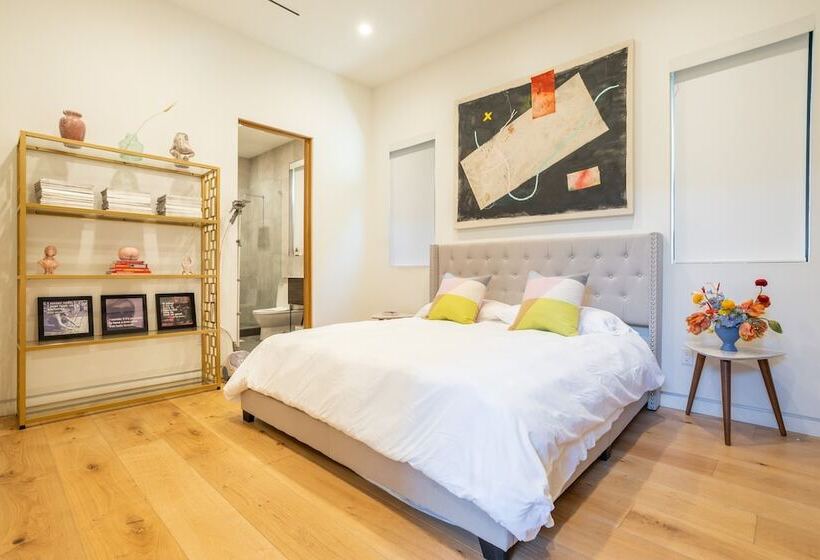 North Vista By Avantstay Stylish Villa In Weho, Walk To Melrose, Pool+hot Tub