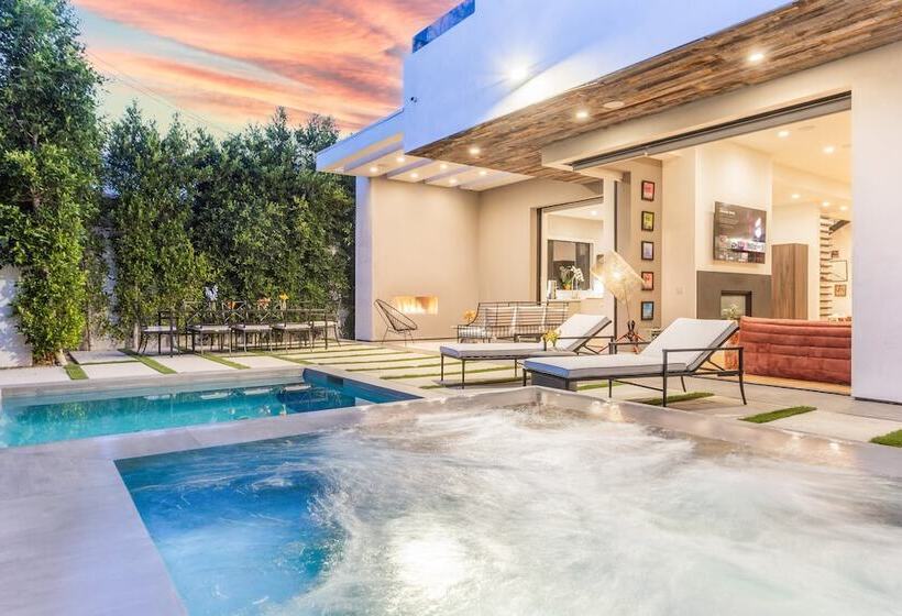 North Vista By Avantstay Stylish Villa In Weho, Walk To Melrose, Pool+hot Tub