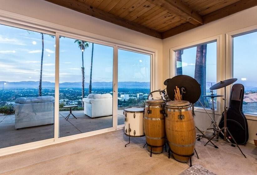 Oak Hills By Avantstay Panoramic View, Pool, Spa