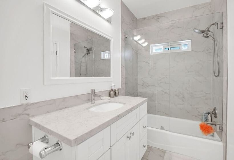 Pacific View By Avantstay Original Artist S Home