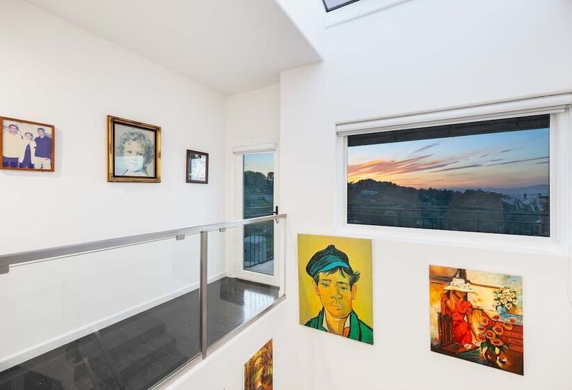 Pacific View By Avantstay Original Artist S Home