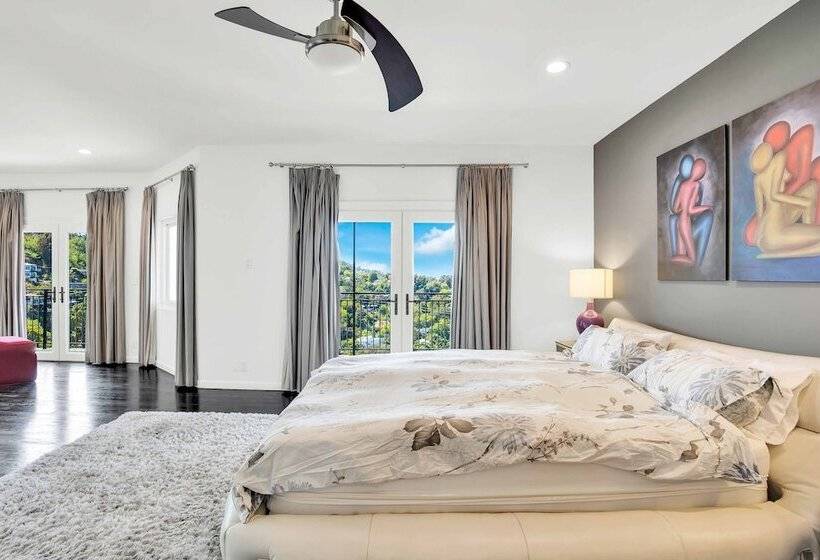 Pacific View By Avantstay Original Artist S Home