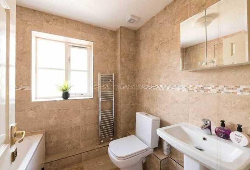 بنسيون Angel House