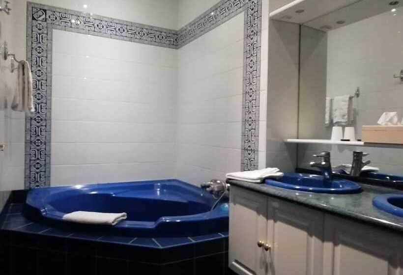 פנסיון Edoniaa