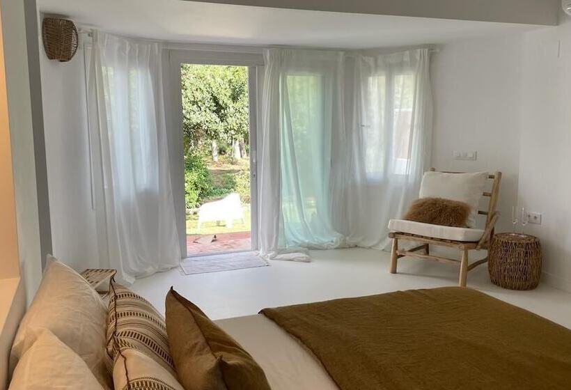 ペンション Finca Laida