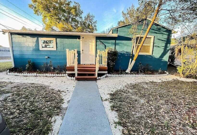 펜션 Modern Space In The Heart Of Tampa