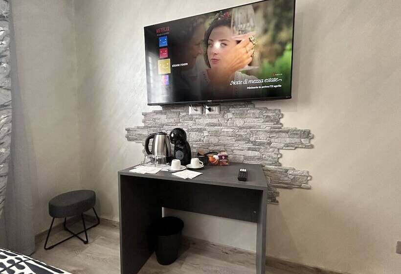 ペンション Our Guest House