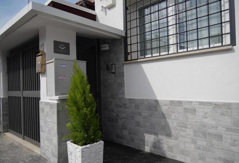 ペンション Our Guest House