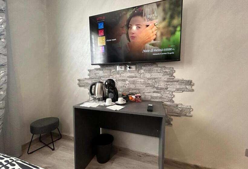 ペンション Our Guest House