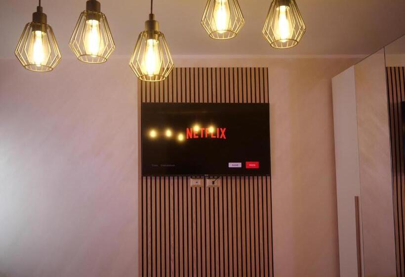 ペンション Our Guest House