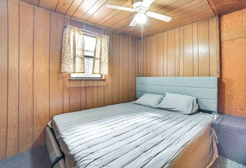 Pet Friendly Alger Cabin   Close To The River!