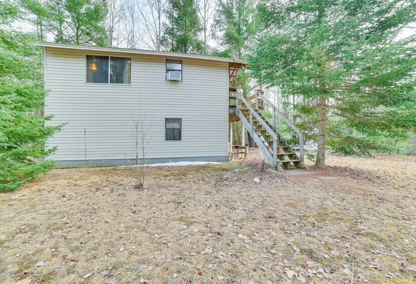 Pet Friendly Alger Cabin   Close To The River!