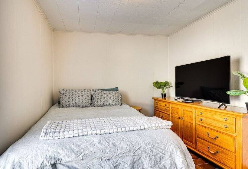 Pet Friendly Colorado Retreat W/ Patio & Fire Pit!