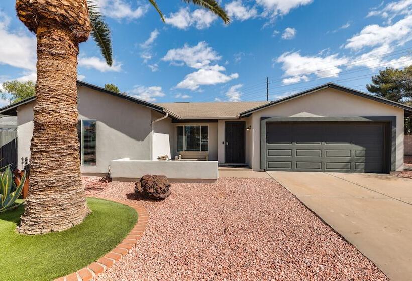 Phoenix Home W/ Private Pool, Fire Pit & Swing Set