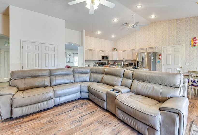 Quiet Chandler Home W/ Game Room, 2 Mi To Downtown