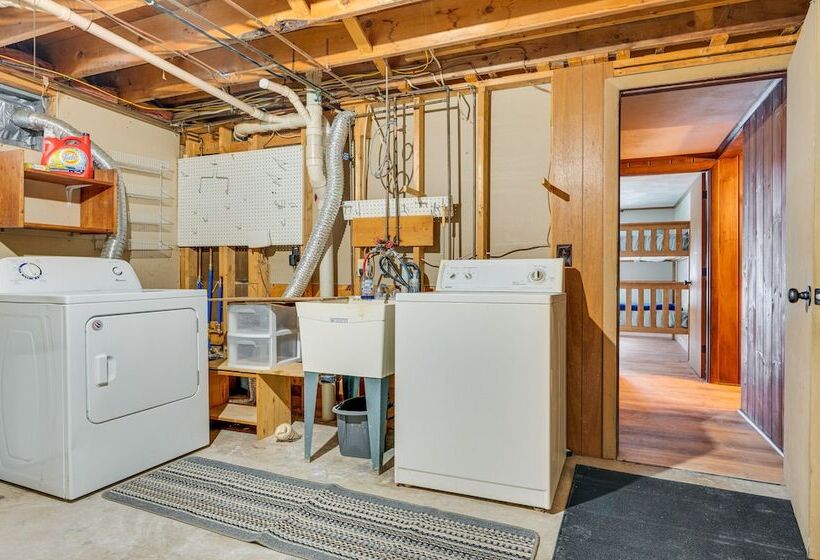 Renovated North Conway Retreat Near Saco River!