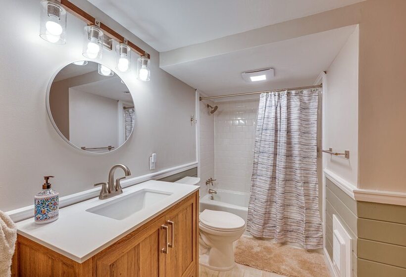 Renovated North Conway Retreat Near Saco River!