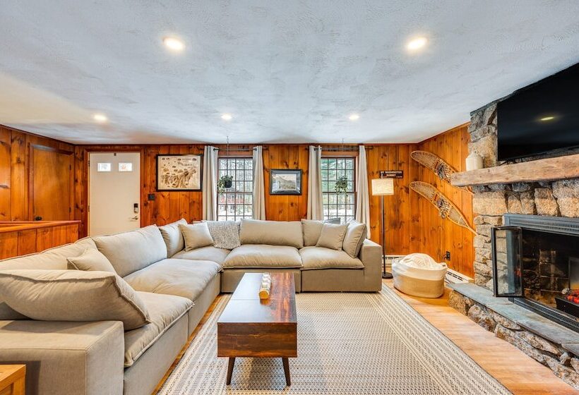 Renovated North Conway Retreat Near Saco River!