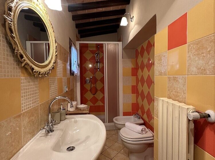 إقامة Borgo Tignano