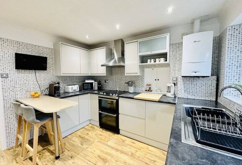 レジデンス House, Pentire, Newquay, Near Beaches With Parking