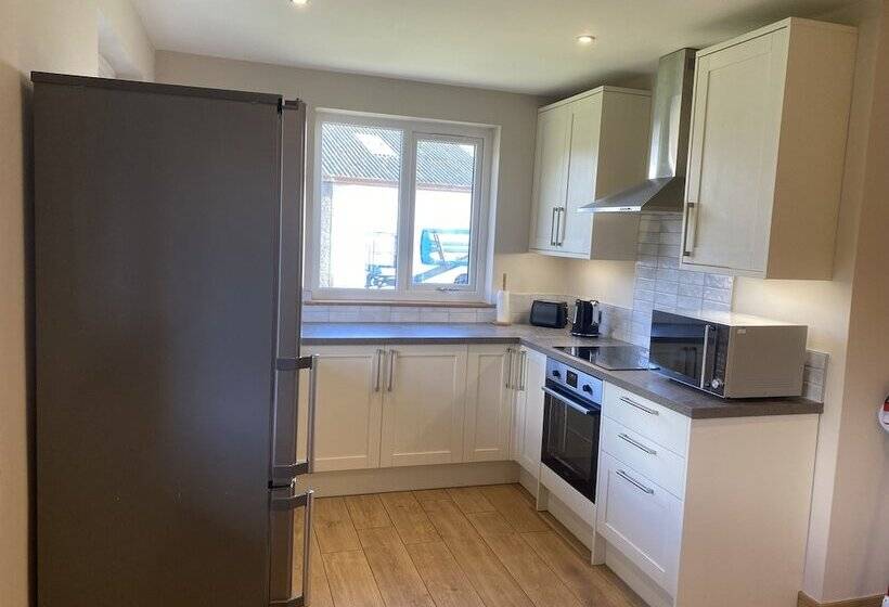 דירת נופש The Annex At Meeks Park Immaculate 2 Bed